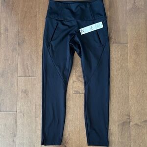 NWT Hyba black 7/8 leggings